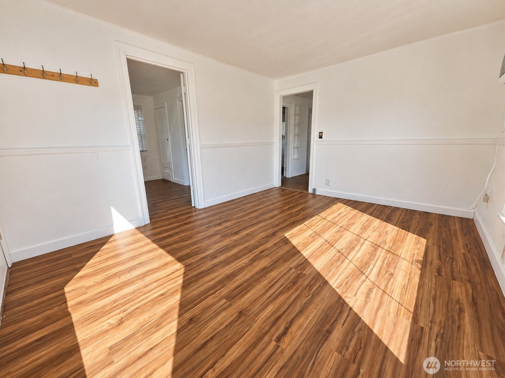 Photo of 525 Ross Avenue, Wenatchee, WA 98801 (MLS # 2585886)