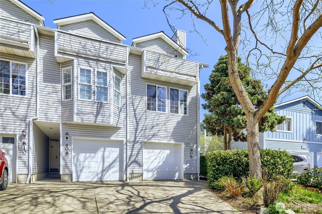 Photo of 806 NW 52nd Street, Seattle, WA 98107 (MLS # 2514769)