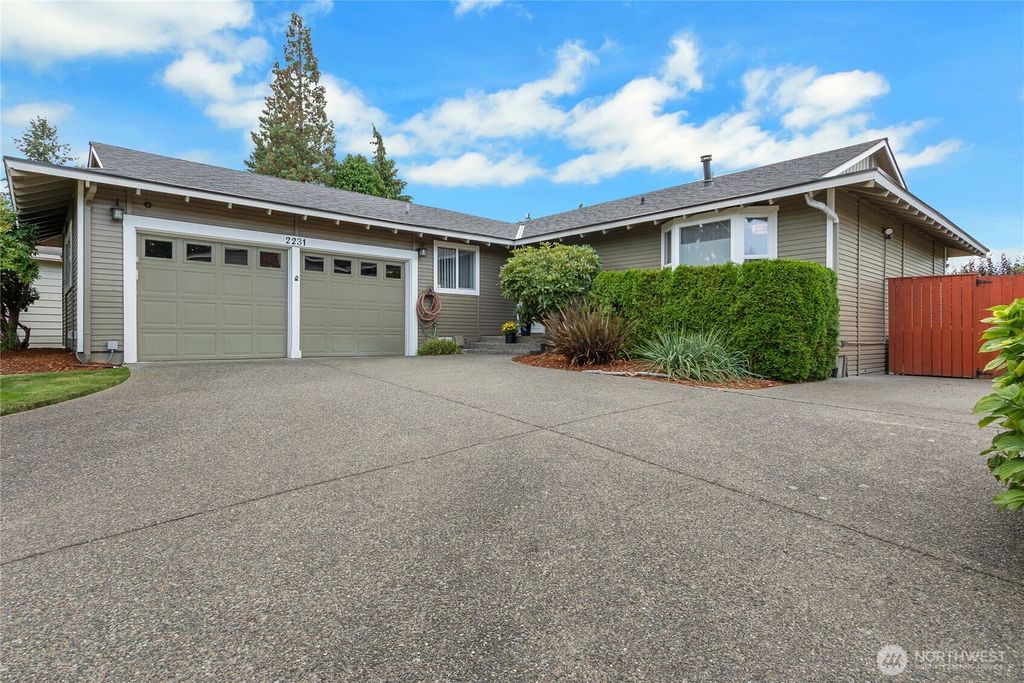 Photo of 2231 S 291st Street, Federal Way, WA 98003 (MLS # 2433305)