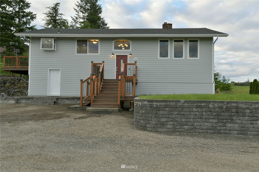 Photo of 27202 SE 416th Street, Enumclaw, WA 98022 (MLS # 1957945)