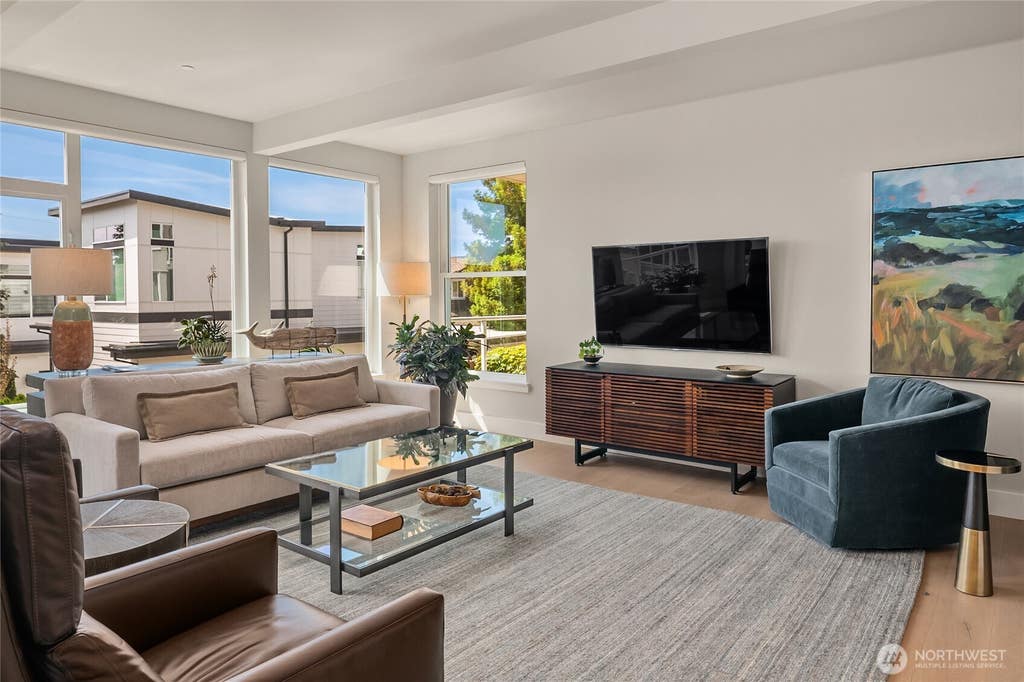 Photo of 631 Market St ST W #202, Kirkland, WA 98033 (MLS # 2567408)