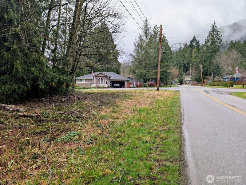 3014 Cedar Lane