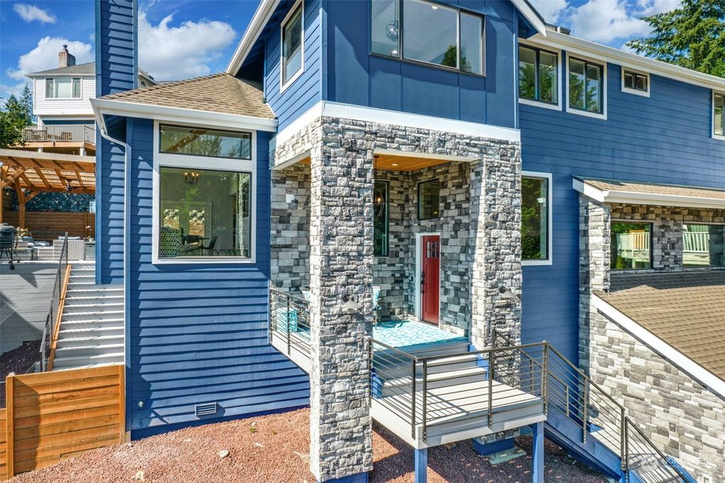 Photo of 22343 NE 18th Street, Sammamish, WA 98074 (MLS # 2199146)