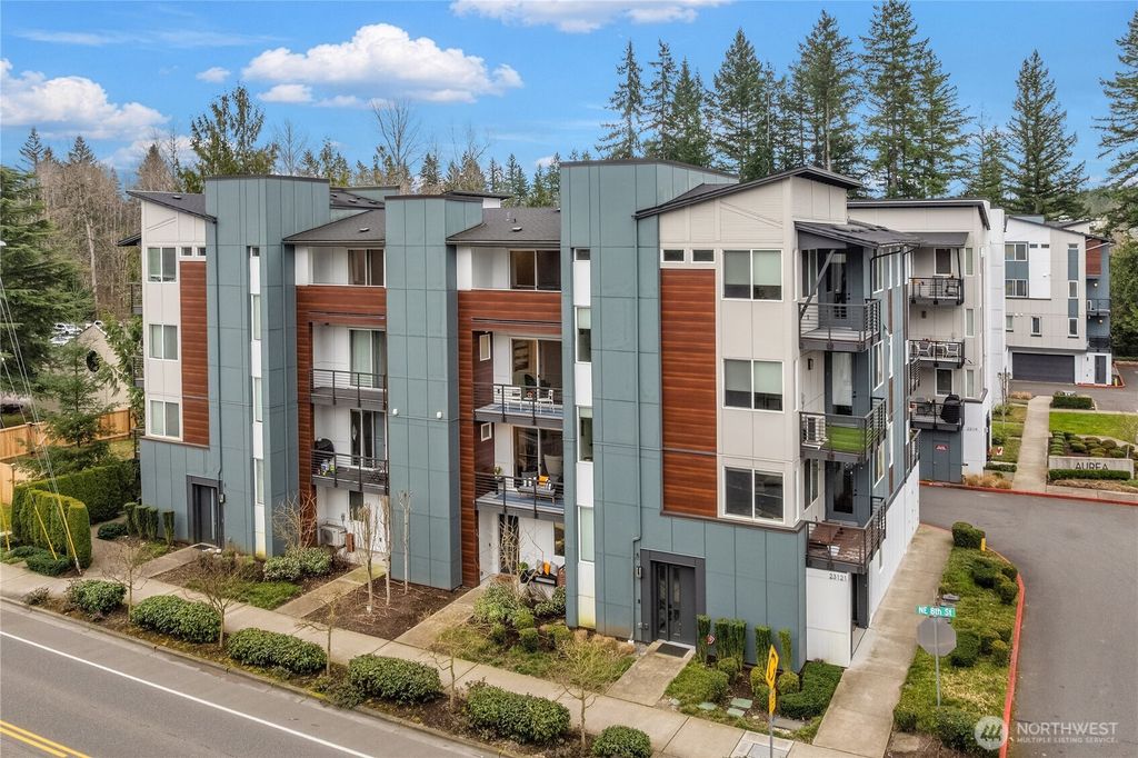 Photo of 23121 NE 8th Street #A4, Sammamish, WA 98074 (MLS # 2488672)