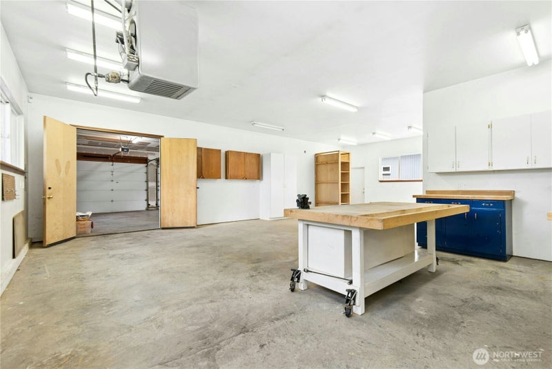 25725 NE 80th Street