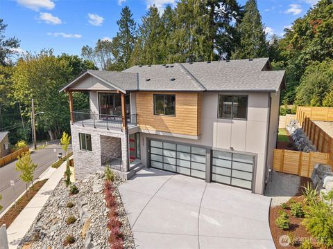 18520 83rd Avenue NE Kenmore WA 98028