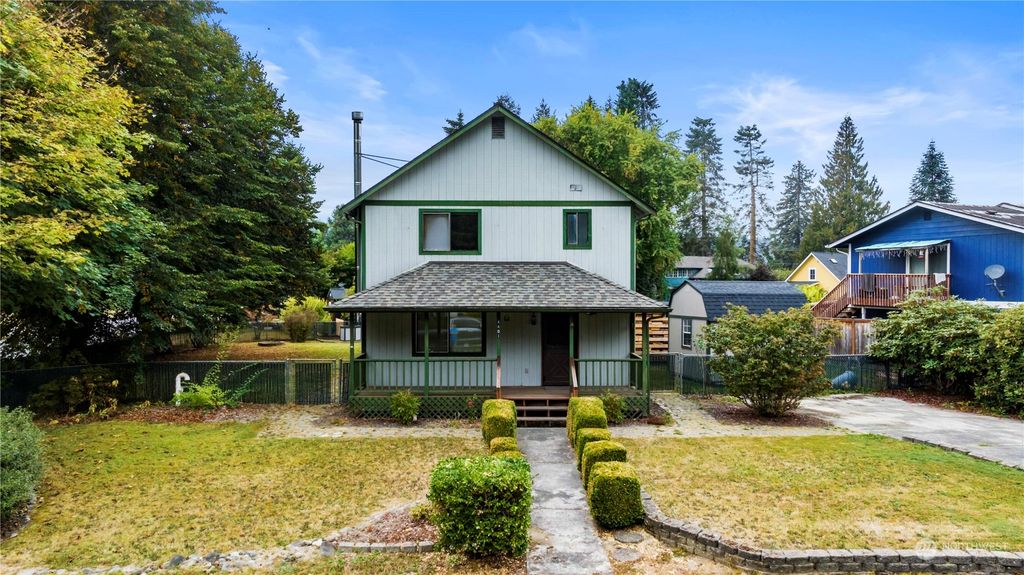 Photo of 4309 Royal Court, Carnation, WA 98014 (MLS # 1998997)