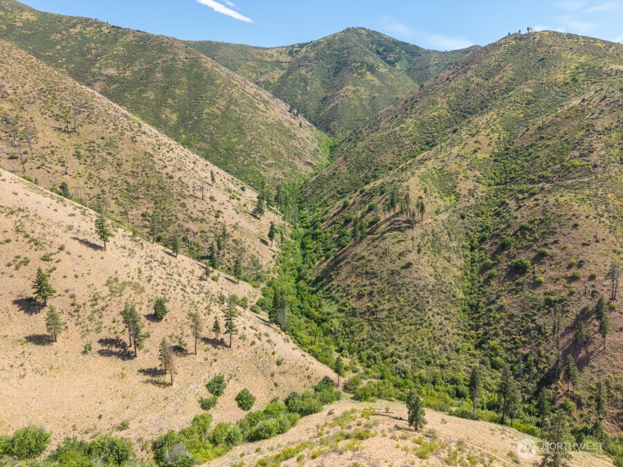 4 Mills Canyon Road