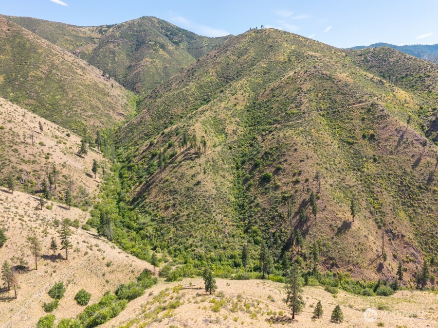 4 Mills Canyon Road