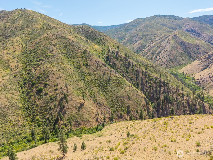 4 Mills Canyon Road