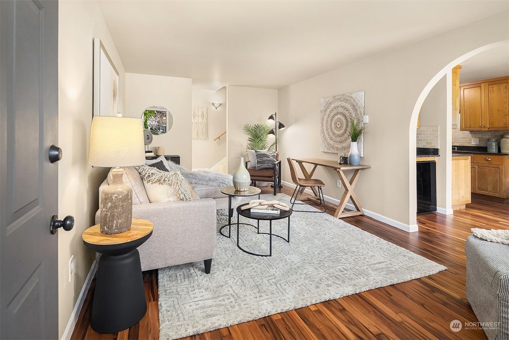 Photo of 12252 SE 59th Street #U134, Bellevue, WA 98006 (MLS # 2147382)