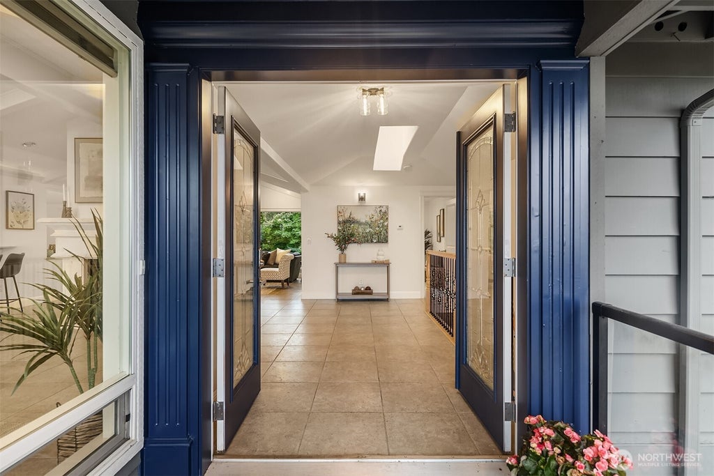 Photo of 310 Skyline Drive, Edmonds, WA 98020 (MLS # 2574379)