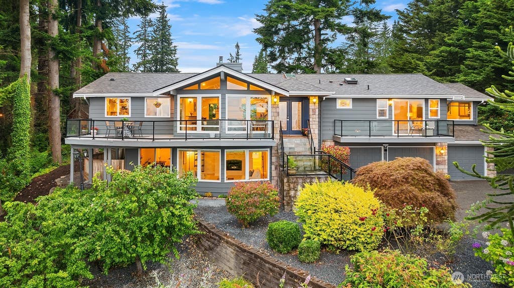 Photo of 310 Skyline Drive, Edmonds, WA 98020 (MLS # 2574379)