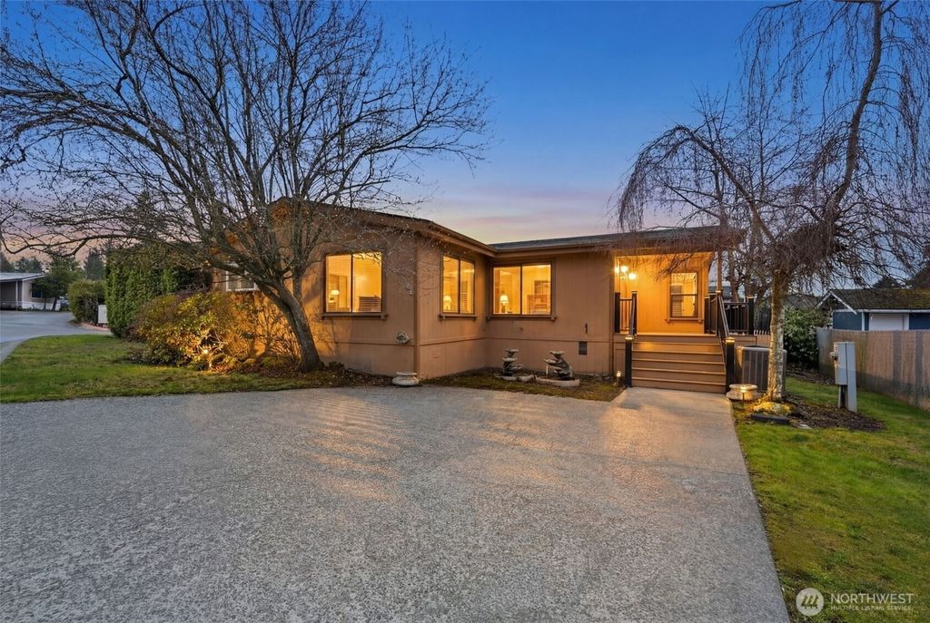 Photo of 704 87th Avenue NE #46, Lake Stevens, WA 98258 (MLS # 2482065)