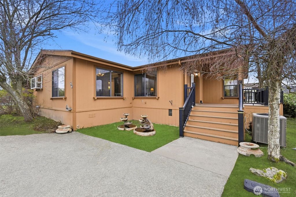 Photo of 704 87th Avenue NE #46, Lake Stevens, WA 98258 (MLS # 2482065)