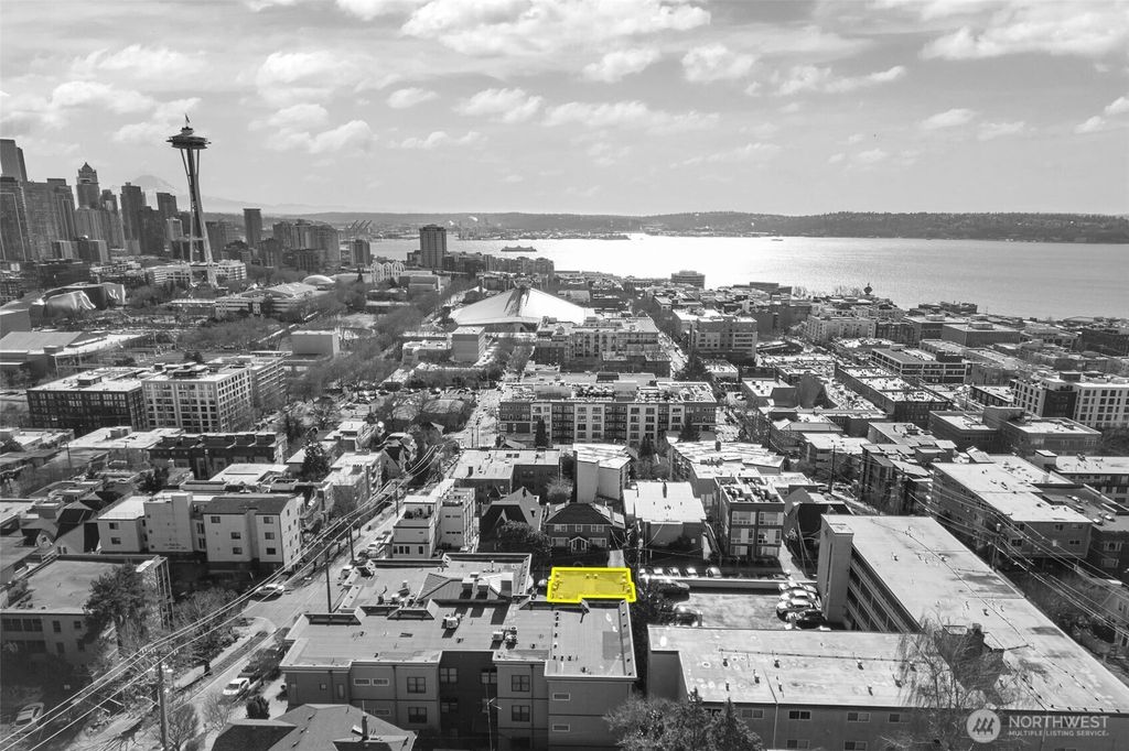 Photo of 116 Aloha Street #116, Seattle, WA 98109 (MLS # 2479084)