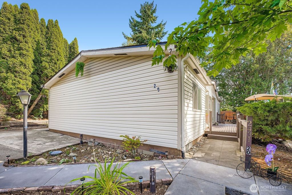 Photo of 2431 S 371st Street #20, Federal Way, WA 98003 (MLS # 2423063)