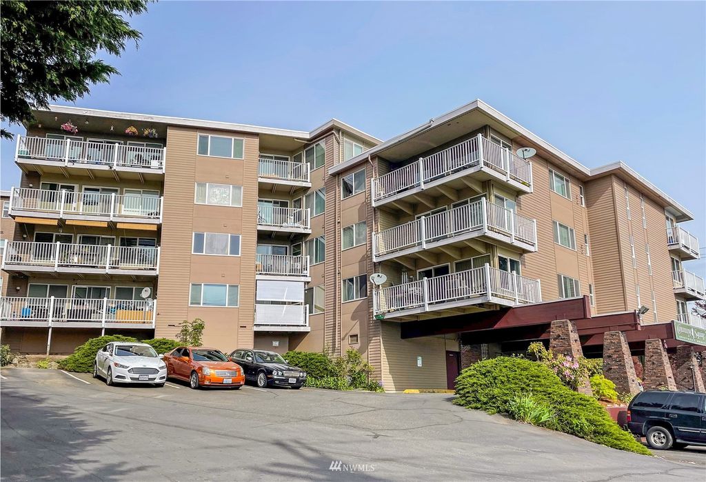 Photo of 11209 Des Moines Memorial Drive, Burien, WA 98168 (MLS # 1931317)