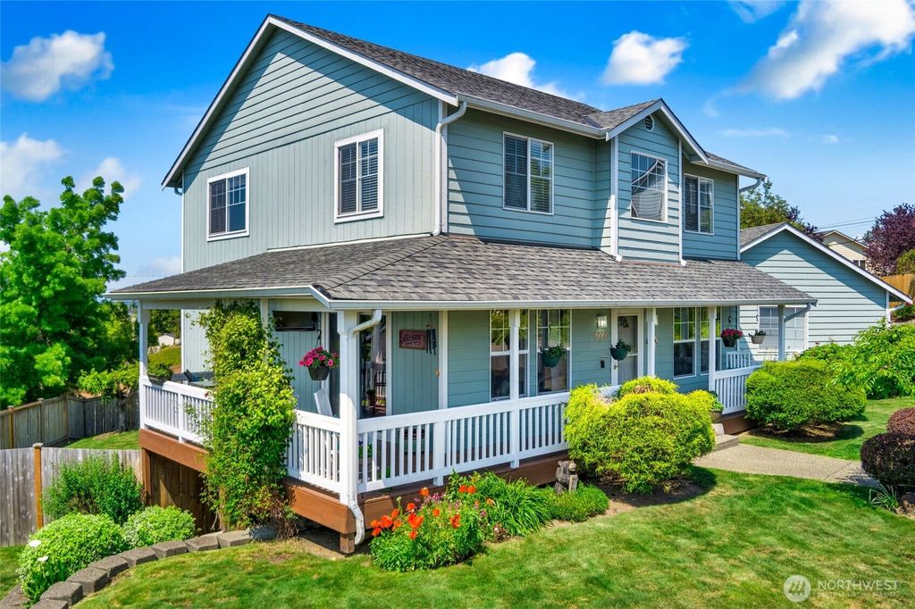 Photo of 8330 77th Avenue NE, Marysville, WA 98270 (MLS # 2387991)