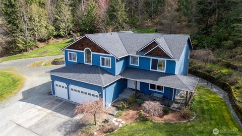 Photo of 861 Summerhill Drive, Sedro Woolley, WA 98284 (MLS # 2502112)