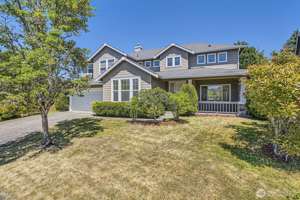 Photo of 24036 SE 10th Court, Sammamish, WA 98075 (MLS # 2386020)