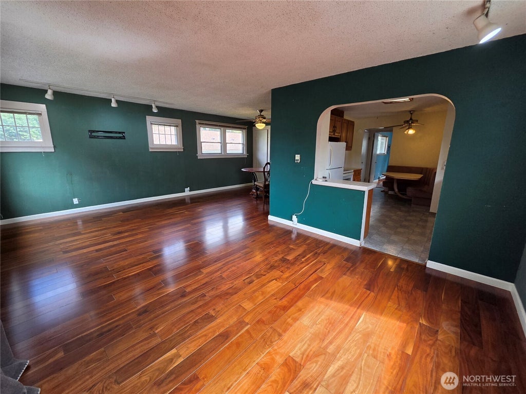 Photo of 448 Pelly Avenue N, Renton, WA 98057 (MLS # 2590420)