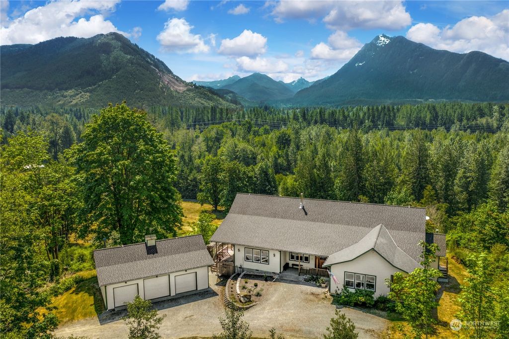 Photo of 46227 Giles Road, Darrington, WA 98241 (MLS # 2128898)