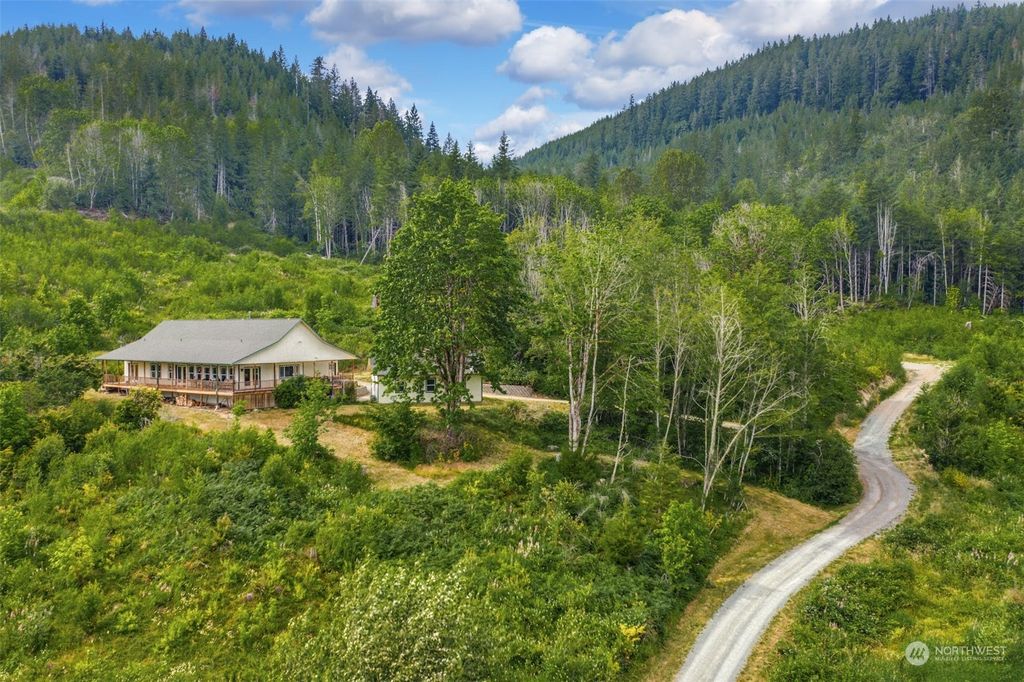 Photo of 46227 Giles Road, Darrington, WA 98241 (MLS # 2128898)