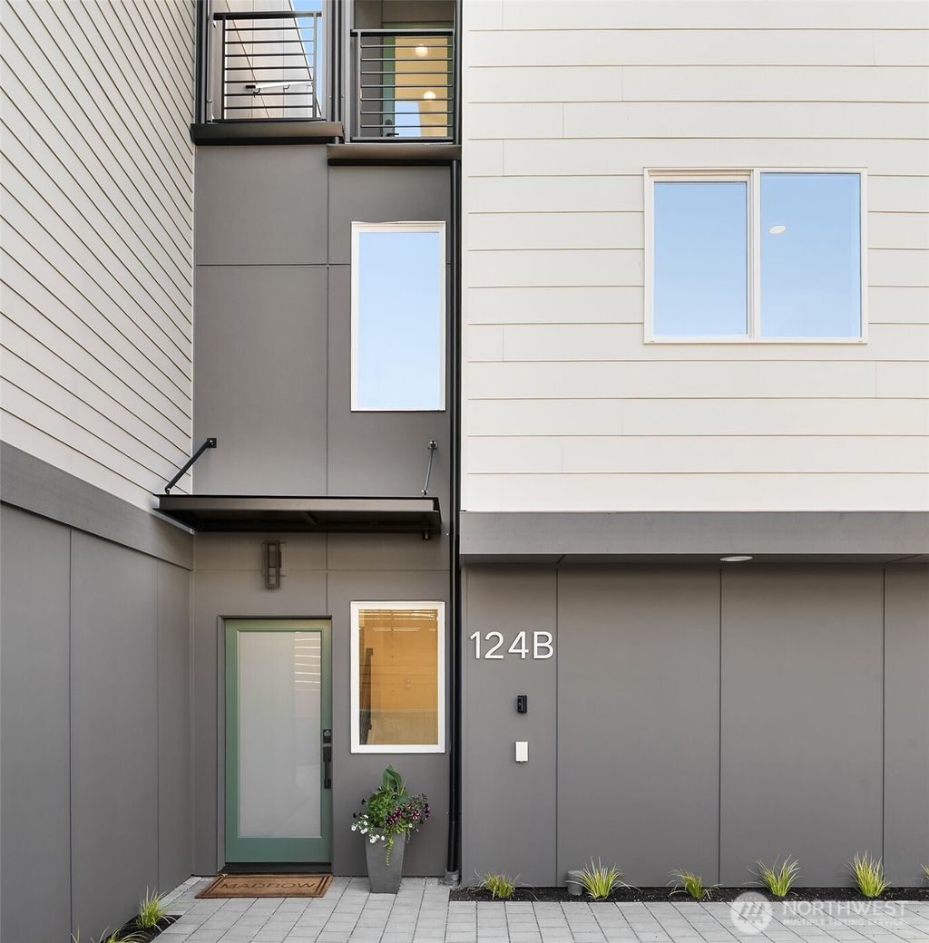 Photo of 124 N 49th Street #B, Seattle, WA 98103 (MLS # 2356841)