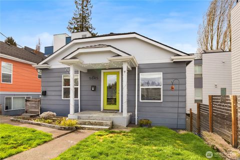Photo of 5045 37th Avenue S, Seattle, WA 98118 (MLS # 2502916)