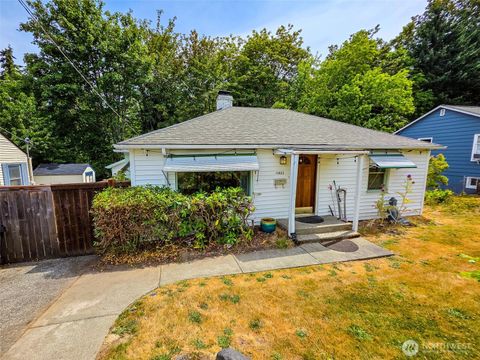 Photo of 11422 71st Place S, Seattle, WA 98178 (MLS # 2558091)