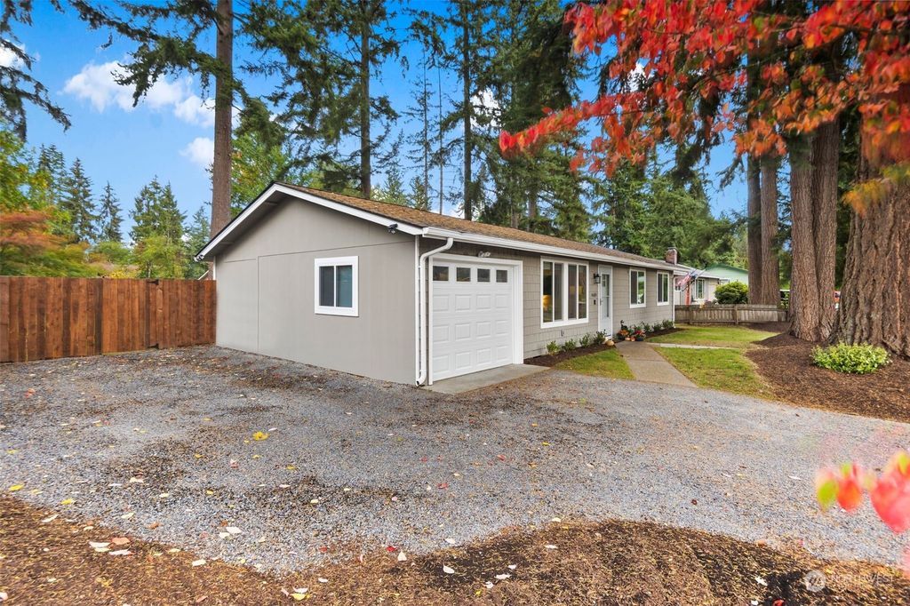 Photo of 4609 121st Place NE, Marysville, WA 98271 (MLS # 2170710)