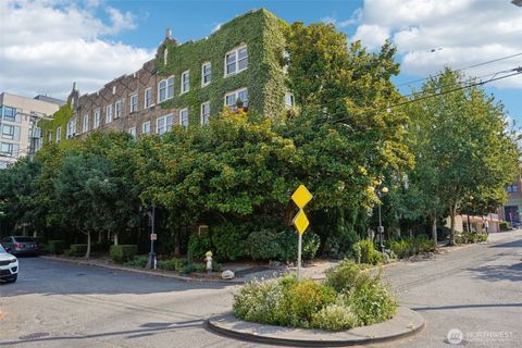 Photo of 400 Boylston Avenue E #210, Seattle, WA 98102 (MLS # 2446242)