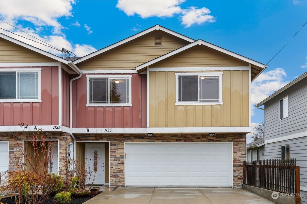 Photo of 1125 130th Street SE #B, Everett, WA 98208 (MLS # 2046784)