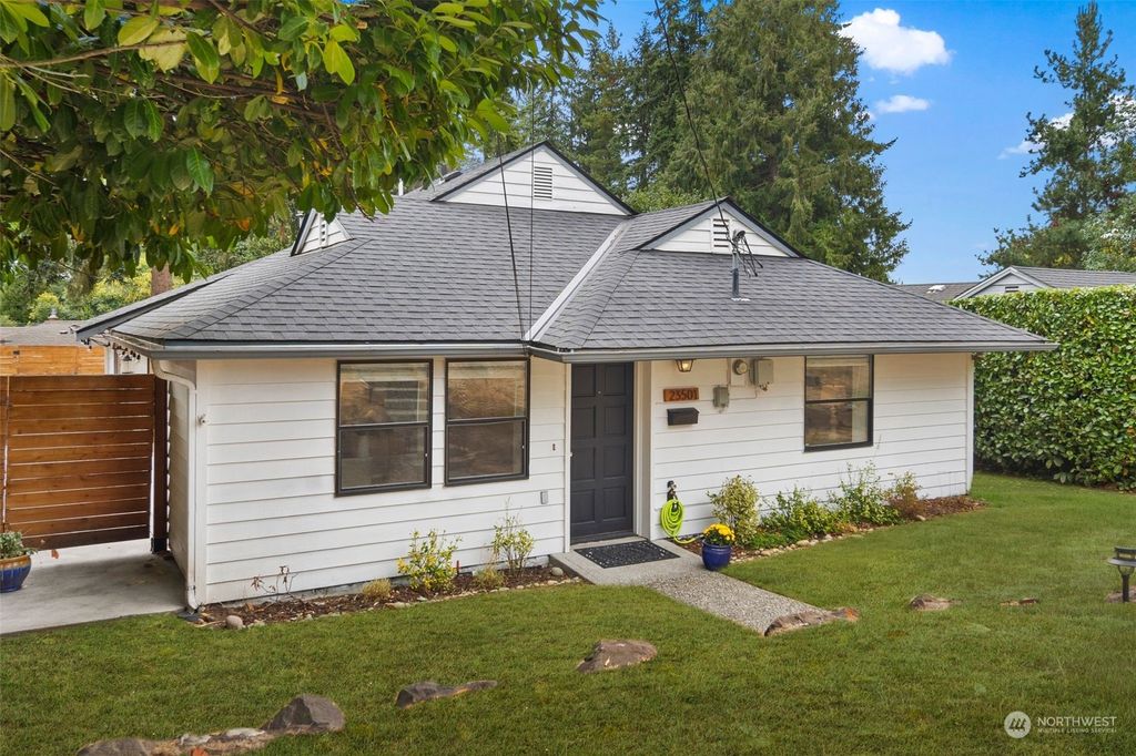 Photo of 23501 52nd Avenue W, Mountlake Terrace, WA 98043 (MLS # 2161898)