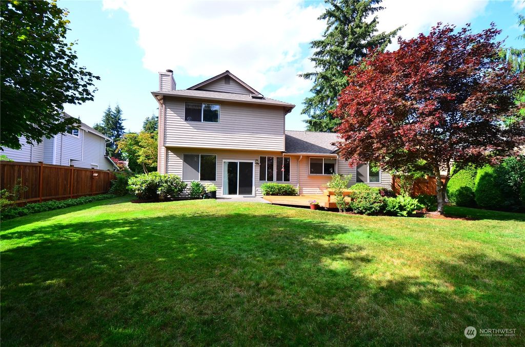 Photo of 1326 137th Street SE, Mill Creek, WA 98012 (MLS # 2265786)
