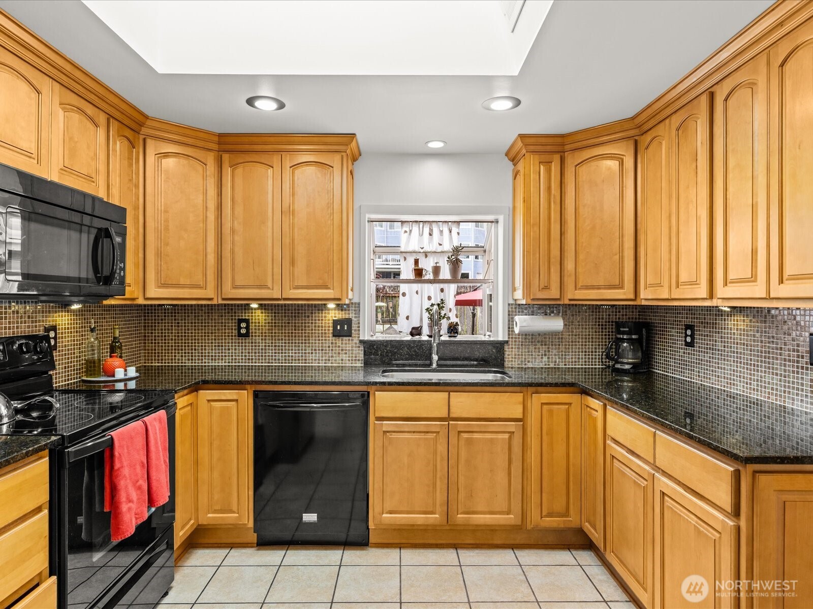 6413 NE 196th Street