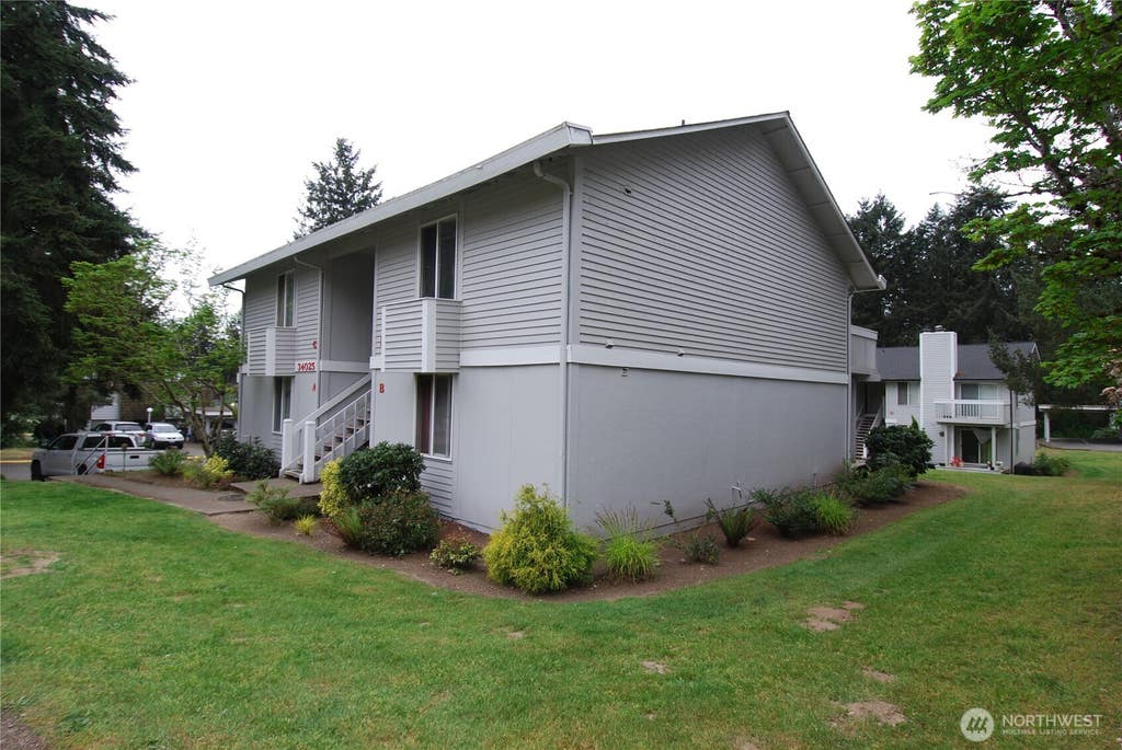 Photo of 34025 1st Place S, Federal Way, WA 98003 (MLS # 2535696)