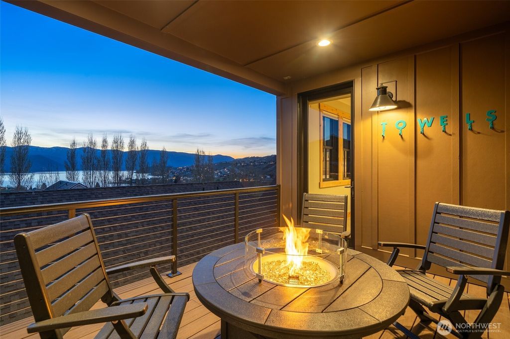 Photo of 168 Jackrabbit Lane, Chelan, WA 98816 (MLS # 2501879)