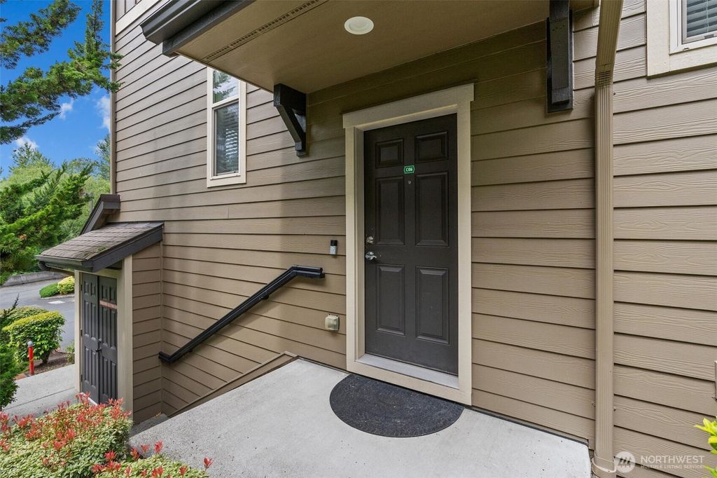 Photo of 1900 Weaver Rd Rd #C106, Snohomish, WA 98290 (MLS # 2385580)