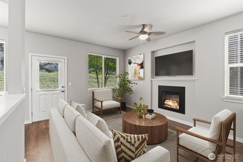 Photo of 1900 Weaver Rd Rd #C106, Snohomish, WA 98290 (MLS # 2385580)