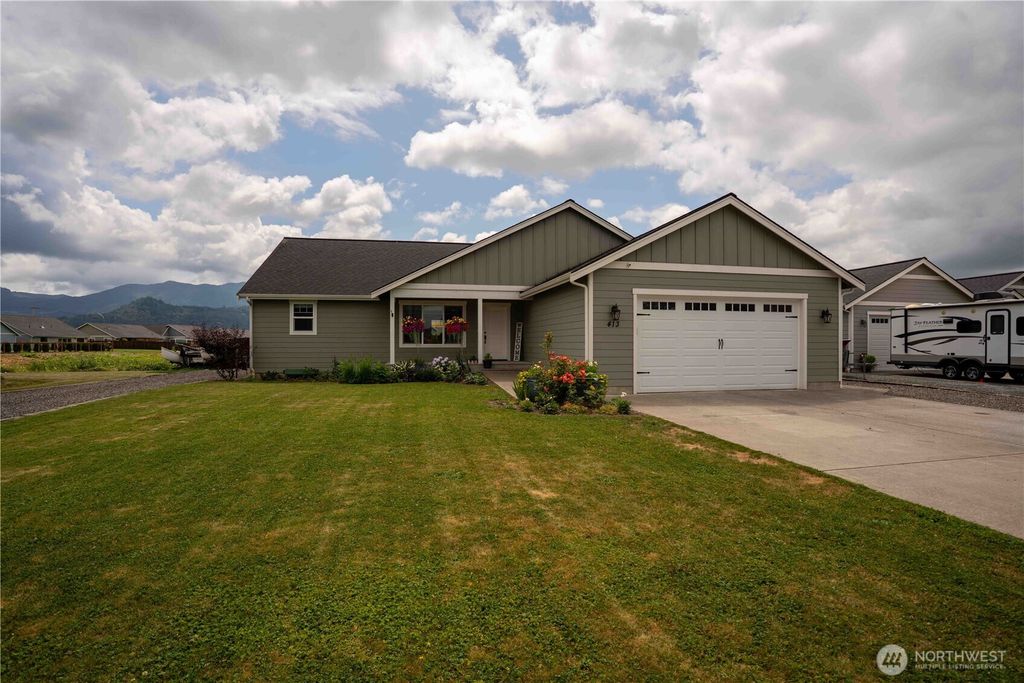 Photo of 413 Cornerstone Drive, Sumas, WA 98295 (MLS # 2492833)