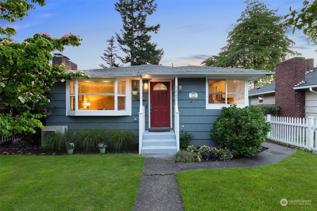 Photo of 8843 16th Avenue SW, Seattle, WA 98106 (MLS # 2078306)