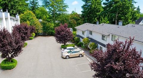 Photo of 12517 SE 30th Street, Bellevue, WA 98005 (MLS # 2530009)