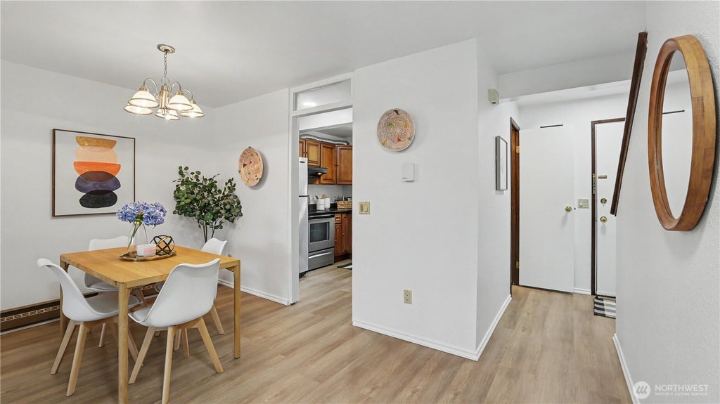 Photo of 12517 SE 30th Street, Bellevue, WA 98005 (MLS # 2530009)