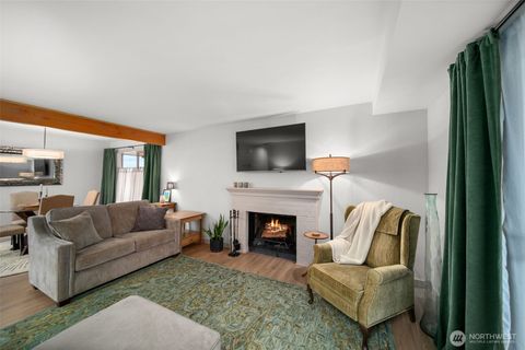 Photo of 1535 Castlerock Avenue #26, Wenatchee, WA 98801 (MLS # 2472201)