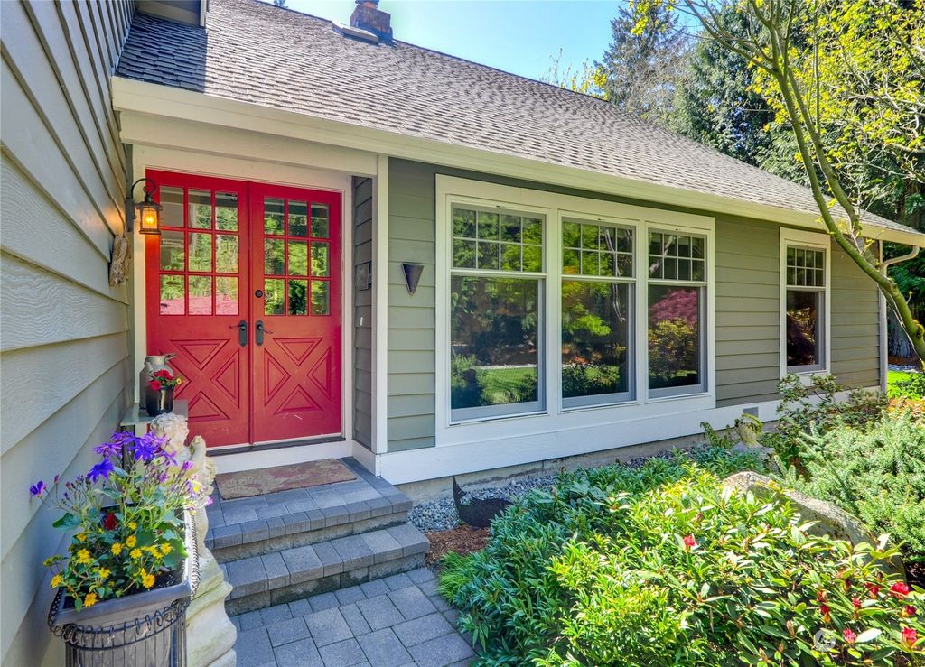 Photo of 19705 SE 21st Street, Sammamish, WA 98075 (MLS # 2219843)