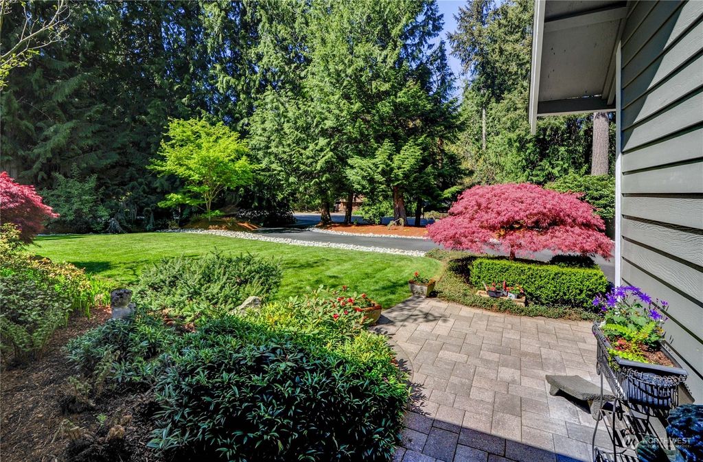 Photo of 19705 SE 21st Street, Sammamish, WA 98075 (MLS # 2219843)