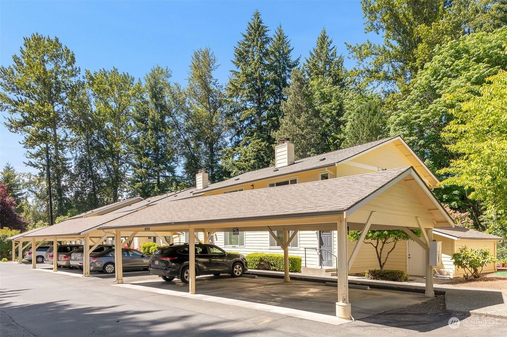 Photo of 14720 NE 51st Street #C-8, Bellevue, WA 98007 (MLS # 2125256)