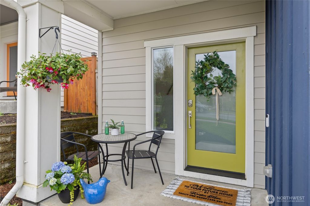 Photo of 8312 55th Pl Pl NE, Marysville, WA 98270 (MLS # 2508032)